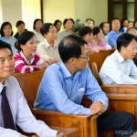 Home 20 협동조합의 조합원 권리와 의무 - **Image Prompt: Democratic Participation in a Modern Vietnamese Cooperative Meeting**
A vibrant,...